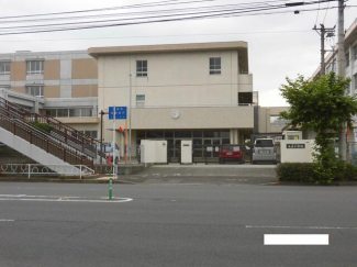 松山市立味酒小学校まで721m