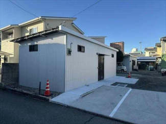 小坂二丁目貸倉庫の画像