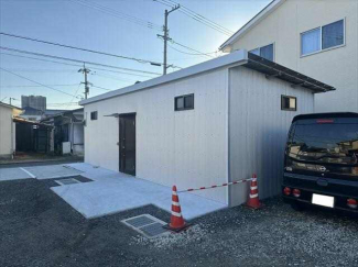 小坂二丁目貸倉庫の画像