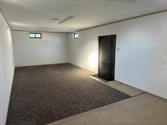 小坂二丁目貸倉庫の画像