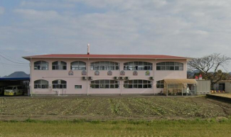 あい幼稚園まで889m