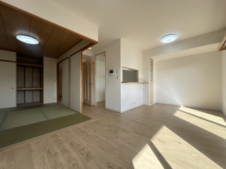 【居間・リビング】