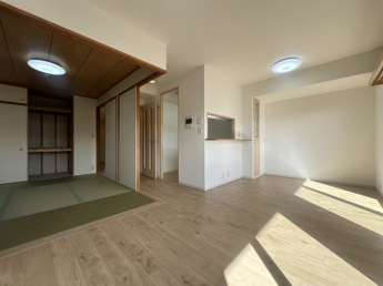 【居間・リビング】