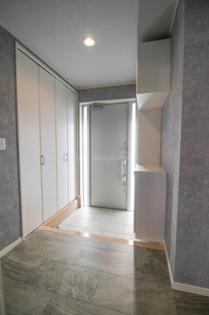 収納力・印象・明るさなど、チェック項目多めの玄関