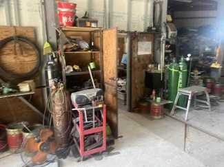 伊予郡砥部町外山の工場の画像