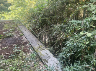 伊予郡砥部町外山の工場の画像