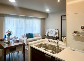 Ｊ．ＣＲＥＳＴ県庁前の画像