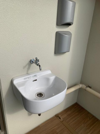 Ｊ．ＣＲＥＳＴ県庁前の画像