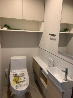 Ｊ．ＣＲＥＳＴ県庁前の画像