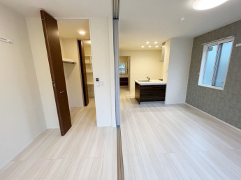 【居間・リビング】