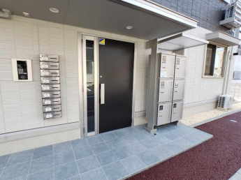 【エントランス】