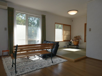 【居間・リビング】