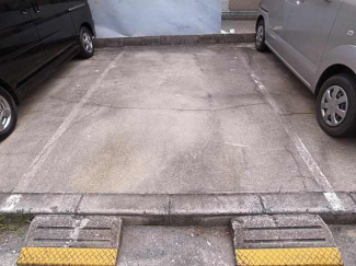 岩本ガレージの画像