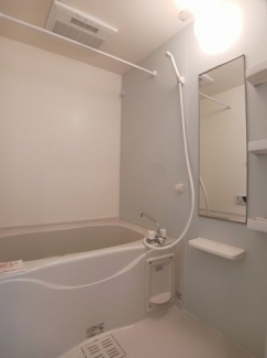 ゆったり過ごせるお風呂です