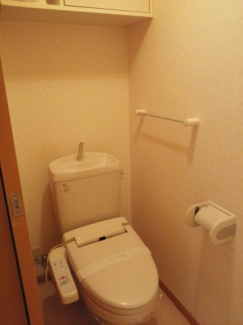 シンプルで使いやすいトイレです