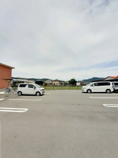 駐車場完備です