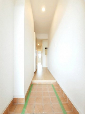 落ち着いた玄関です