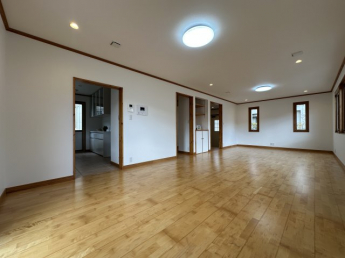 【居間・リビング】