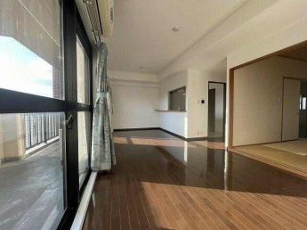 陽当たりの良いリビングです