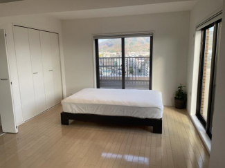 ライオンズガーデン松山紅葉町の画像