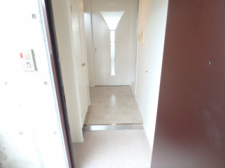 下駄箱付きで玄関すっきり