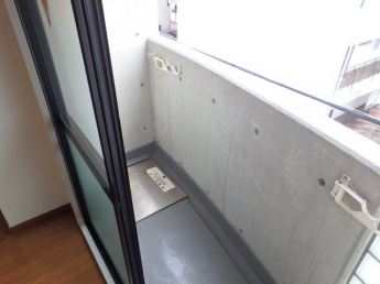 お洗濯が快適なバルコニー