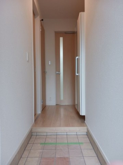 落ち着いた玄関です