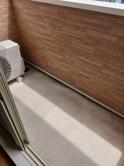 開放的で明るい空間を演出してくれるバルコニーです