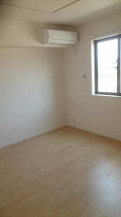 明るい室内です