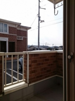陽当たり良好なバルコニーです