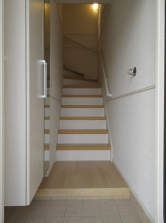 落ち着いた玄関です