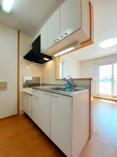 コンパクトなキッチンで掃除もラクラク