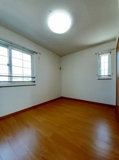 明るい室内です