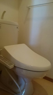 ゆったりとした空間のトイレです