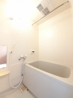 ゆったり過ごせるお風呂です