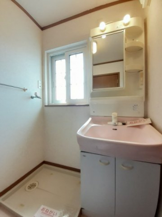 コンパクトで使いやすい洗面所