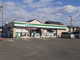 ファミリーマート松山西石井店様まで600m