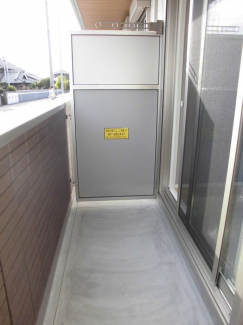 【バルコニー】