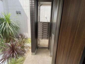 【バルコニー】