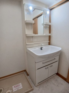 脱衣スペースもあります