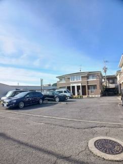 駐車場に車を止められます