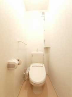 ゆったりとした空間のトイレです