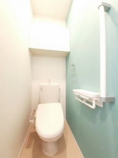 シンプルで使いやすいトイレです