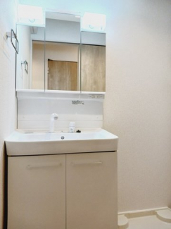 脱衣スペースもあります