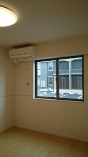 中はこのようになっています