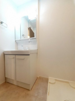 コンパクトで使いやすい洗面所