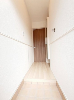 落ち着いた玄関です