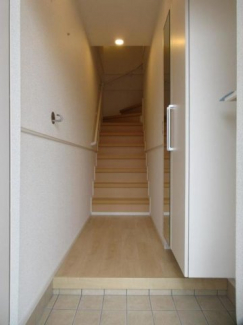 シンプルで使いやすい玄関です