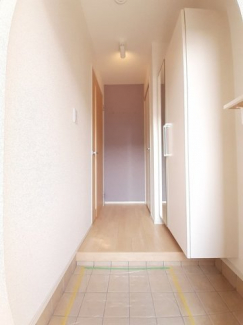 毎日通る玄関はこちらです