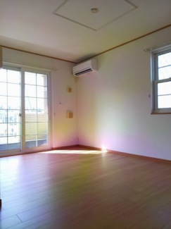 ゆったり過ごせるリビングです